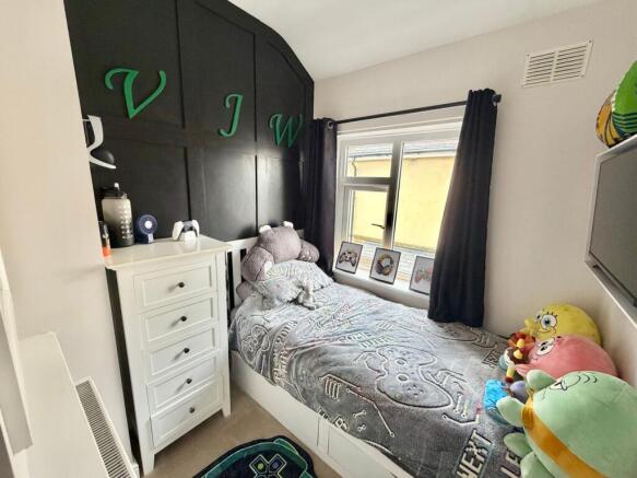 3 bed Semi-Detached for sale Image 10
