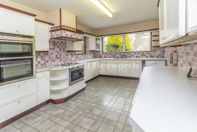 Kitchen image 2