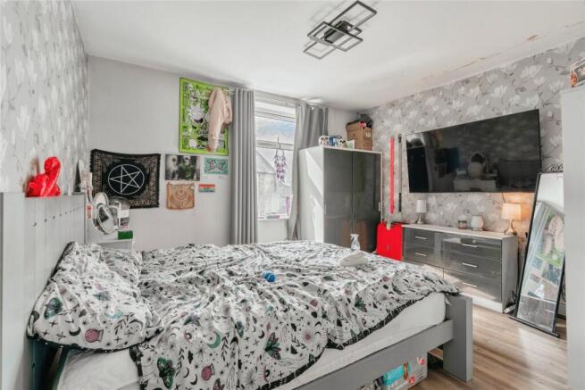 2 bed Terraced for sale Image 8