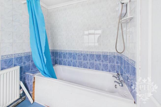 2 bed Terraced for sale Image 7
