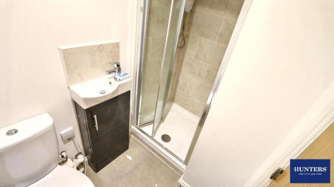 1 bed Apartment to rent Image 10