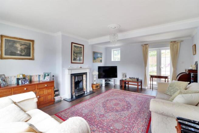 Sitting Room 2.jpg