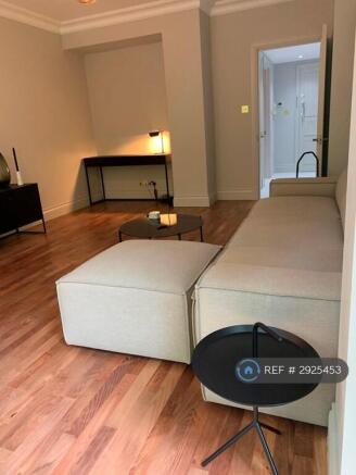 Lounge 2