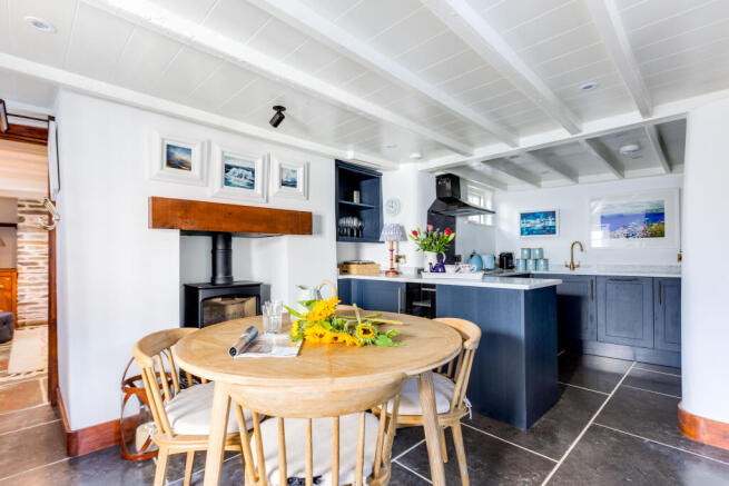 6523c425c8129_Rubena Cottage-29