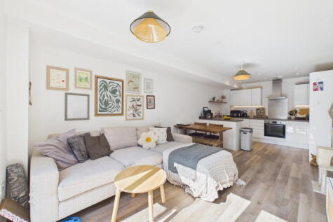 Bracknell,RG12 1PA