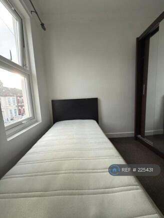 Room 3 Single Room 550 Pcm