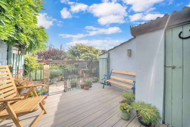 2 bed Terraced for sale Image 9