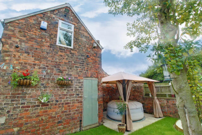 Outbuilding