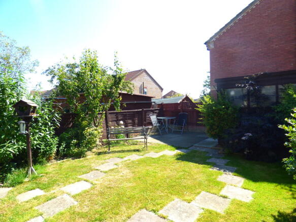 Photo 10