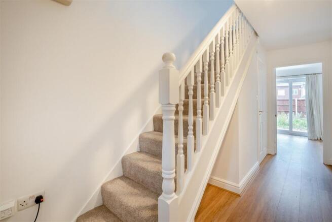 8618231-interior07.jpg