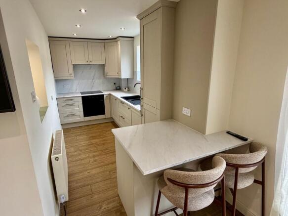 2 bed Apartment for sale Image 8
