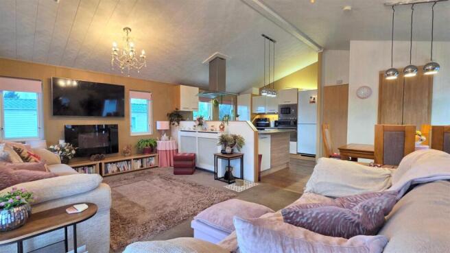 Lounge/Kitchen/Dining Room