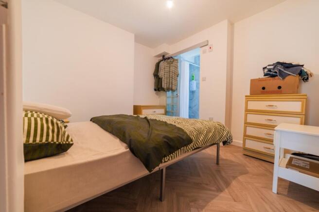 Flat 1 -4