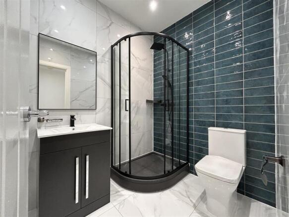 1 bed Apartment to rent Image 5