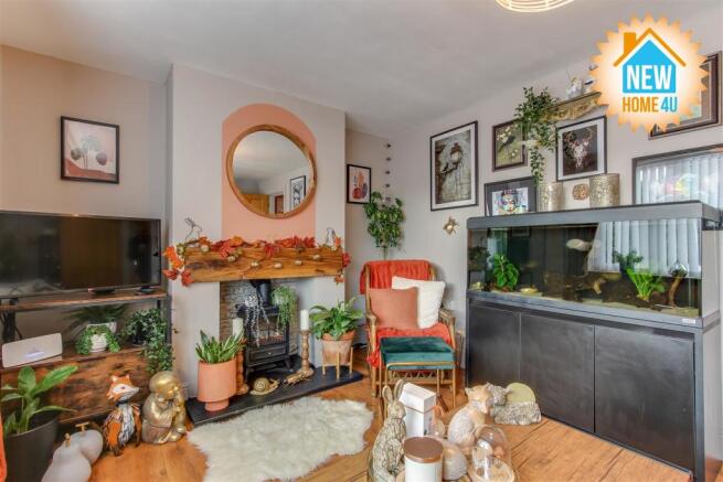 LOUNGE: