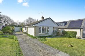 45, Sunningdale, Bradford BD8 0NQ