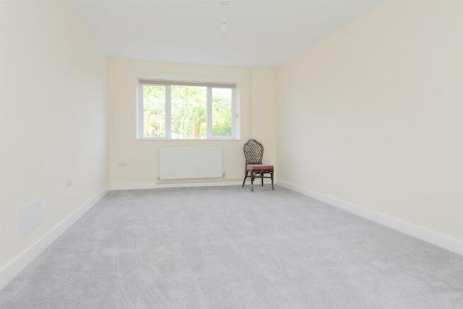 8 kent road ph1.JPG