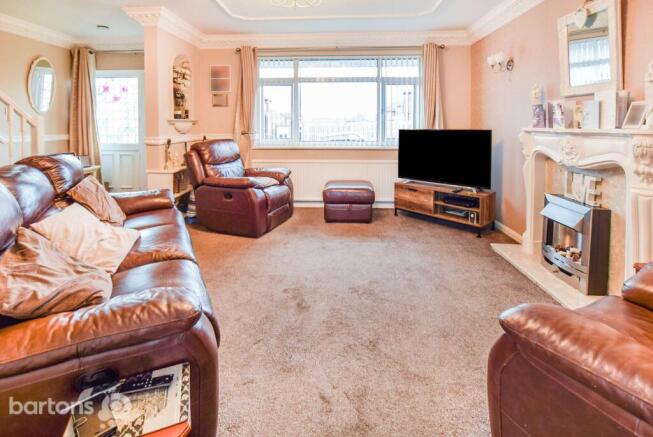 Claypit Lane, Rawmarsh, S62 photo 2