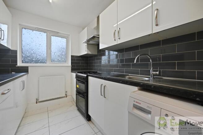 RCEWE- 29 high street- kitchen 3 (1)