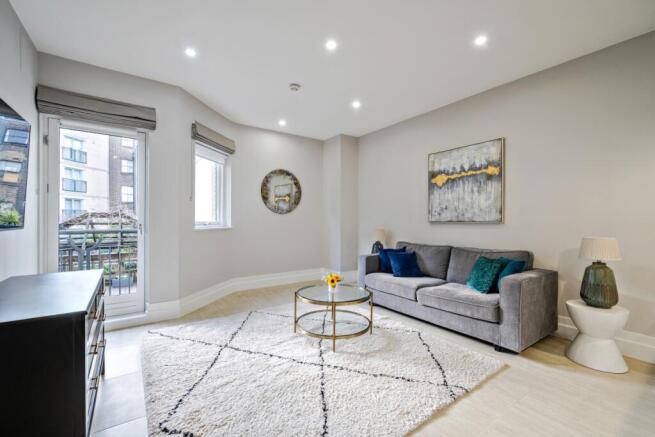 1409106-3-698321c...