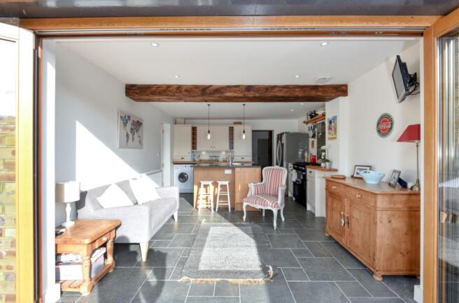 breakfast room