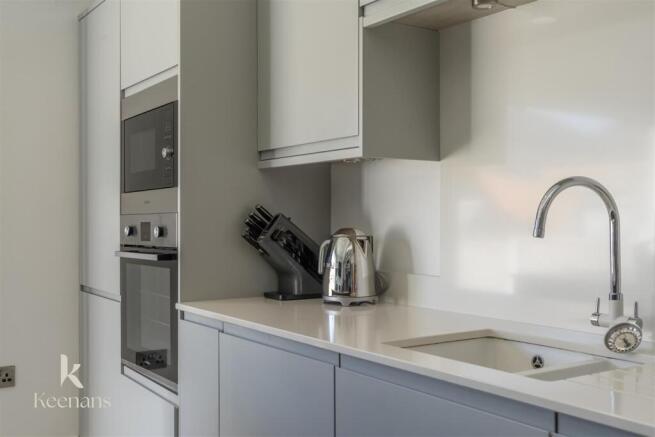 3 bed Semi-Detached for sale Image 10