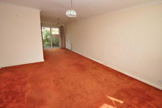 Sitting/dining room