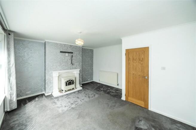 3 bed Town House for sale Image 9