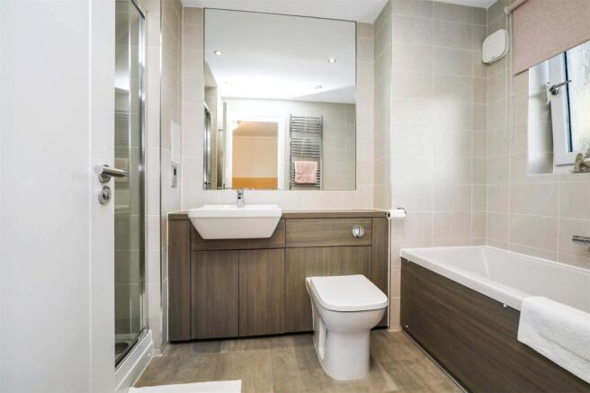 Ensuite