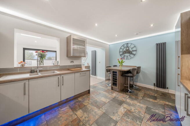 3 bed Detached for sale Image 7