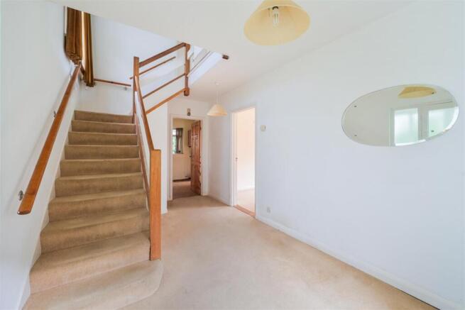 Tadworth Village photo 4