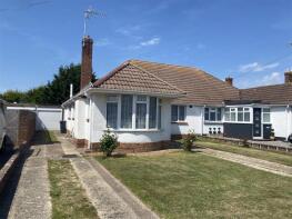 3, Strathmore Close, Castle, Worthing BN13 1PQ