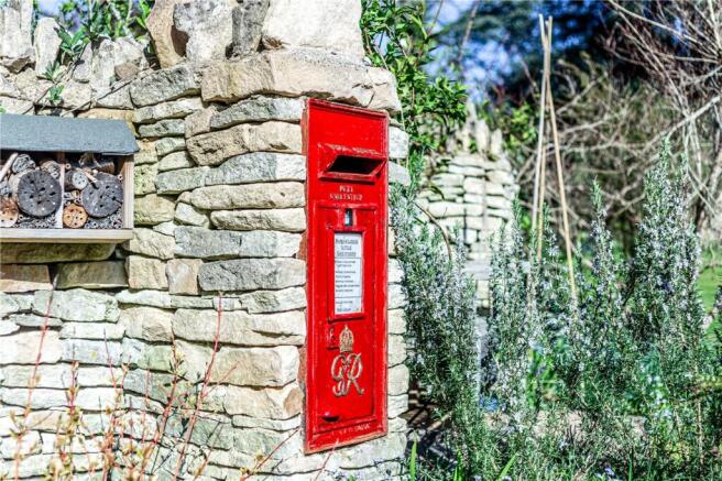 Garden Post Box