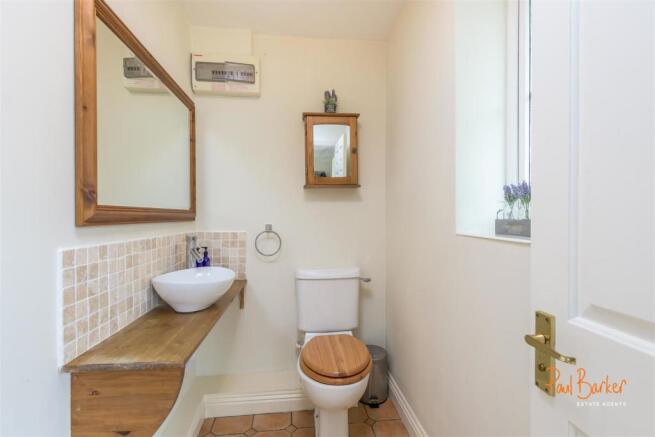 220511 - 12 St Barts Close - 08 [WM].jpg