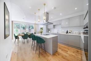 14, Acacia Avenue, Ruislip HA4 8RG