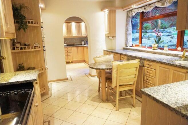 Kitchen / Breakfast