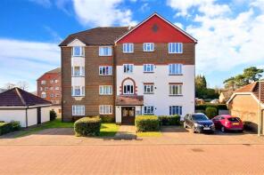 Flat 11, Boleyn Court, St Annes Rise, Redhill RH1 1AD