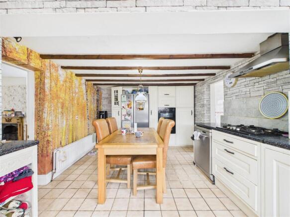3 bed End of Terrace for sale Image 4