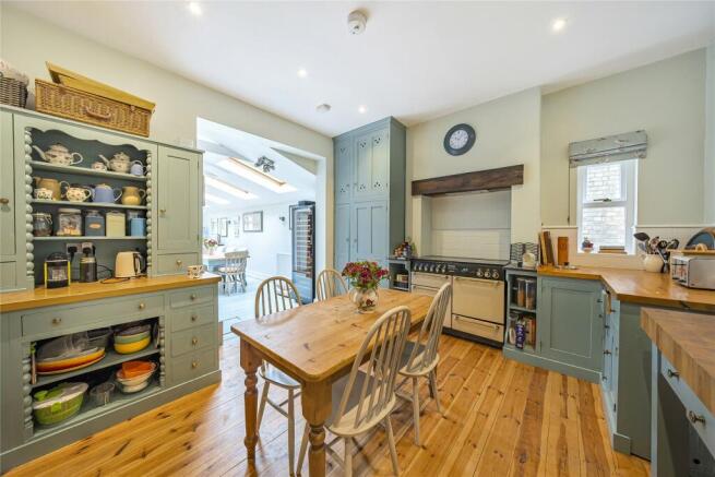 Kitchen/Breakfast Rm