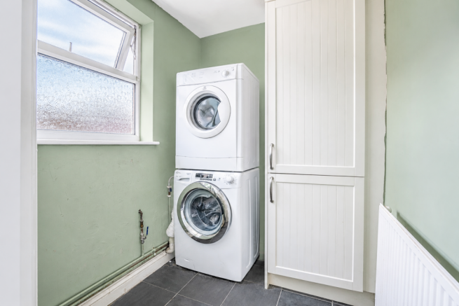 2 bed Terraced for sale Image 8