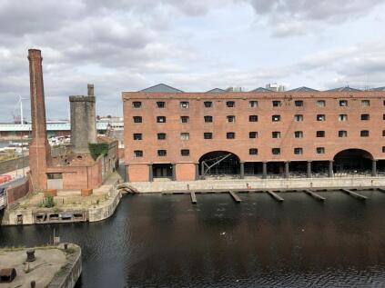 2 bedroom town house for sale in Tobacco Warehouse, Regent Road, Liverpool,  L3