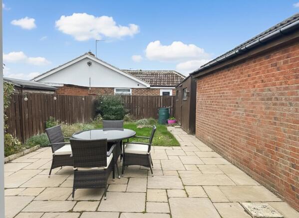 2 bed Bungalow for sale Image 9