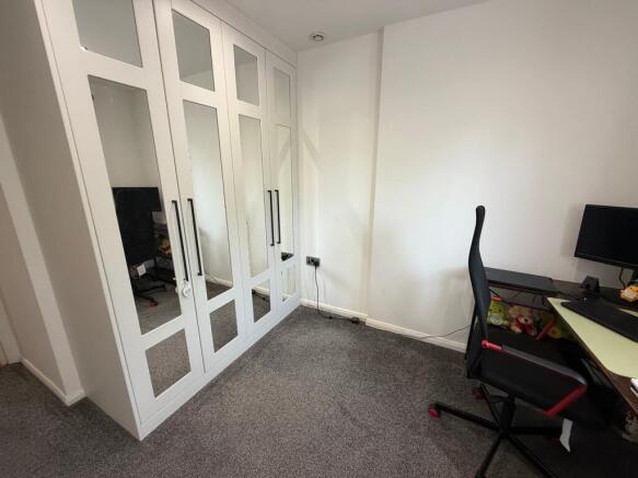 2 bed Apartment for sale Image 10