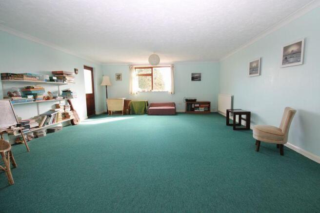 Huge playroom/...
