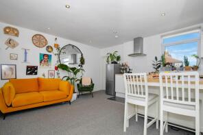 Flat B, 119, Bell Hill Road, St George, Bristol BS5 7NQ