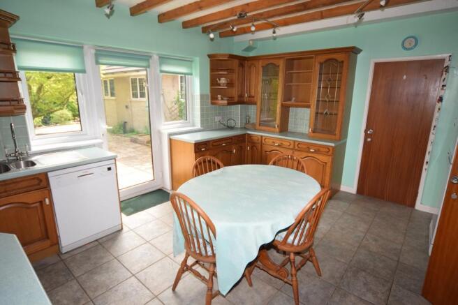 KITCHEN DINER