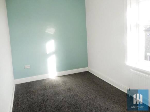 3 bed Terraced to rent Image 8
