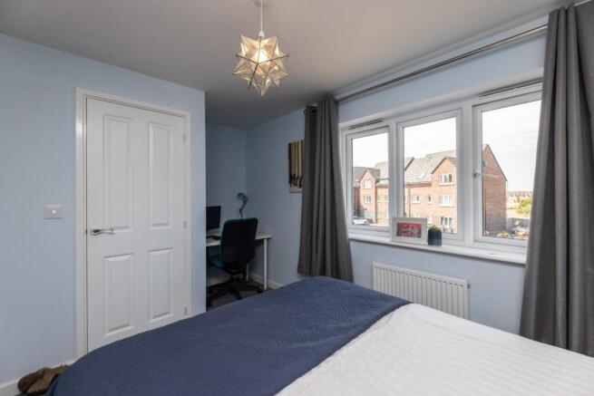 2 bed Semi-Detached for sale Image 8