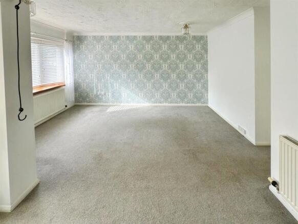 Whitton Close  (8).jpg