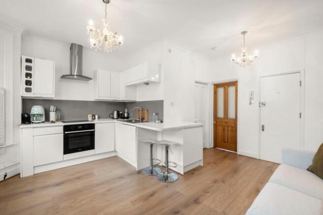 Kitchen / Living